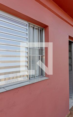 Casa à venda com 3000m², 3 quartos e 1 vaga Casa à venda com 3000m², 3 quartos e 1 vagaSacada