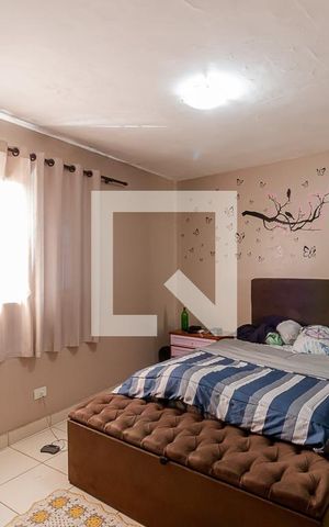 Casa à venda com 3000m², 3 quartos e 1 vaga Casa à venda com 3000m², 3 quartos e 1 vagaSuíte