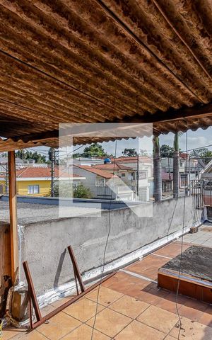 Casa à venda com 3000m², 3 quartos e 1 vaga Casa à venda com 3000m², 3 quartos e 1 vagaTerraço