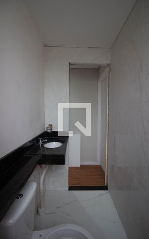 Apartamento para alugar com 44m², 2 quartos e sem vaga Apartamento para alugar com 44m², 2 quartos e sem vagaBanheiro