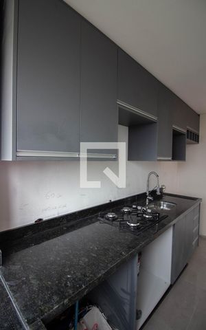 Apartamento para alugar com 44m², 2 quartos e sem vaga Apartamento para alugar com 44m², 2 quartos e sem vagaArmario