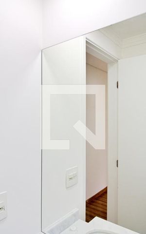 Apartamento à venda com 45m², 2 quartos e 1 vaga Apartamento à venda com 45m², 2 quartos e 1 vagaBanheiro