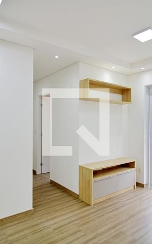 Apartamento à venda com 45m², 2 quartos e 1 vaga Apartamento à venda com 45m², 2 quartos e 1 vagaSala