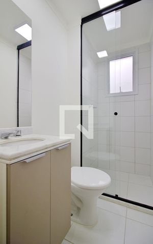 Apartamento à venda com 45m², 2 quartos e 1 vaga Apartamento à venda com 45m², 2 quartos e 1 vagaBanheiro