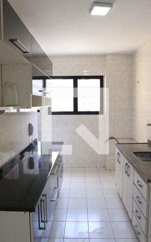 Apartamento à venda com 72m², 2 quartos e 1 vagaCozinha