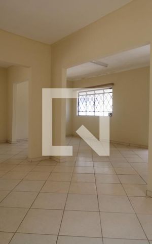 Casa à venda com 310m², 2 quartos e 2 vagasSala/Sala de Jantar/Cozinha