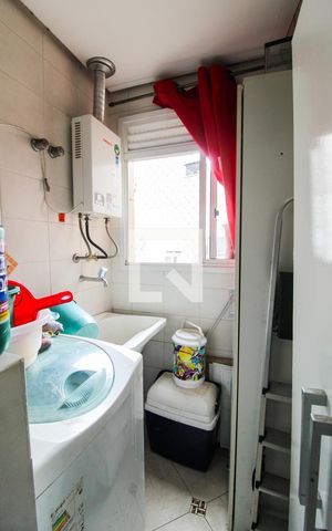 Apartamento à venda com 83m², 3 quartos e 1 vaga Apartamento à venda com 83m², 3 quartos e 1 vagaLavanderia