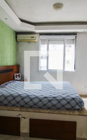 Apartamento à venda com 83m², 3 quartos e 1 vaga Apartamento à venda com 83m², 3 quartos e 1 vagaSuite de casal