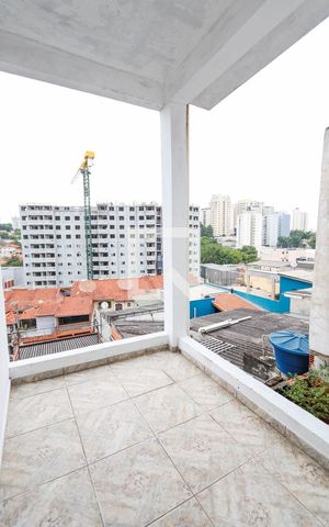 Casa para alugar com 150m², 2 quartos e 2 vagas Casa para alugar com 150m², 2 quartos e 2 vagasVaranda - Suíte 1