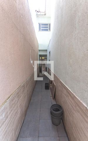 Casa à venda com 197m², 3 quartos e 3 vagas Casa à venda com 197m², 3 quartos e 3 vagasQuintal