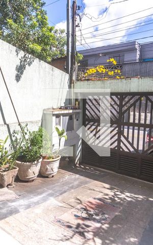 Casa à venda com 197m², 3 quartos e 3 vagas Casa à venda com 197m², 3 quartos e 3 vagasGaragem