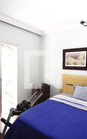 Casa à venda com 240m², 3 quartos e 2 vagasSuíte 1