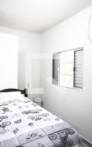 Casa à venda com 240m², 3 quartos e 2 vagasQuarto de Serviço