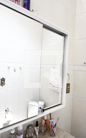 Casa à venda com 240m², 3 quartos e 2 vagasSuíte 3