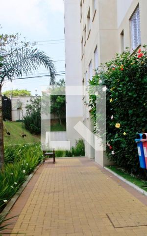 Apartamento à venda com 41m², 2 quartos e sem vagaÁrea comum