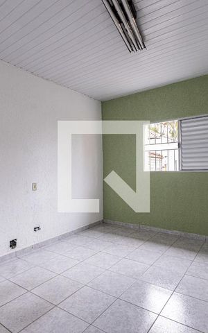 Casa para alugar com 80m², 2 quartos e 2 vagas Casa para alugar com 80m², 2 quartos e 2 vagasQuarto 2