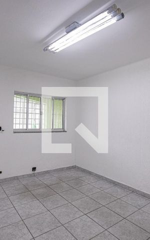 Casa para alugar com 80m², 2 quartos e 2 vagas Casa para alugar com 80m², 2 quartos e 2 vagasSala