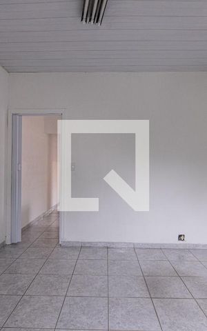 Casa para alugar com 80m², 2 quartos e 2 vagas Casa para alugar com 80m², 2 quartos e 2 vagasQuarto 2