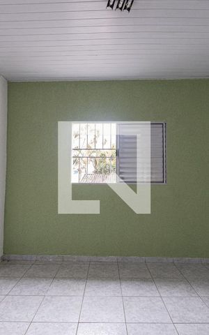 Casa para alugar com 80m², 2 quartos e 2 vagas Casa para alugar com 80m², 2 quartos e 2 vagasQuarto 2