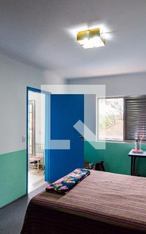 Casa à venda com 400m², 6 quartos e 3 vagas Casa à venda com 400m², 6 quartos e 3 vagasSuíte 1 Casa 2