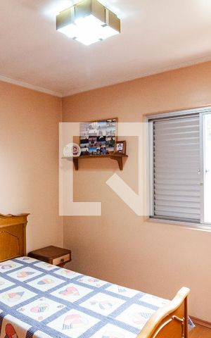 Casa à venda com 400m², 6 quartos e 3 vagas Casa à venda com 400m², 6 quartos e 3 vagasQuarto 4 Casa 1