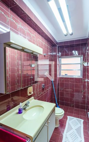 Casa à venda com 400m², 6 quartos e 3 vagas Casa à venda com 400m², 6 quartos e 3 vagasLavabo Casa 2