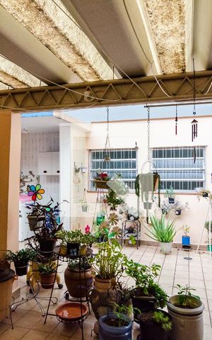 Casa à venda com 400m², 6 quartos e 3 vagas Casa à venda com 400m², 6 quartos e 3 vagasChurrasqueira