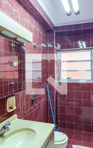 Casa à venda com 400m², 6 quartos e 3 vagas Casa à venda com 400m², 6 quartos e 3 vagasLavabo Casa 2