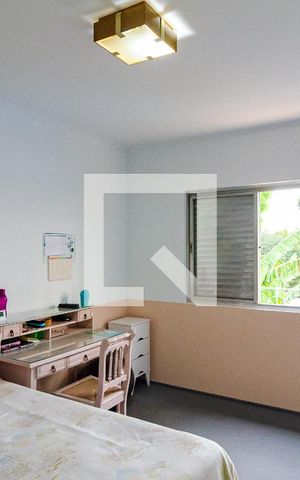 Casa à venda com 400m², 6 quartos e 3 vagas Casa à venda com 400m², 6 quartos e 3 vagasSuíte 2 Casa 2