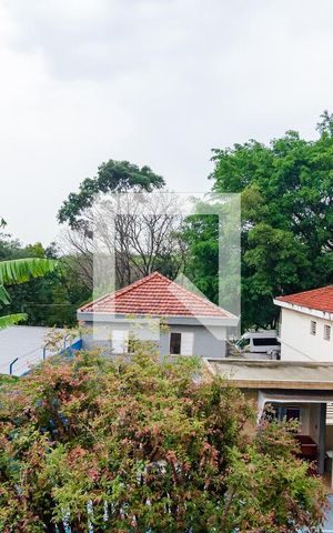 Casa à venda com 400m², 6 quartos e 3 vagas Casa à venda com 400m², 6 quartos e 3 vagasVista da Varanda Casa 2