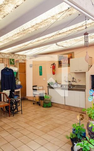 Casa à venda com 400m², 6 quartos e 3 vagas Casa à venda com 400m², 6 quartos e 3 vagasChurrasqueira