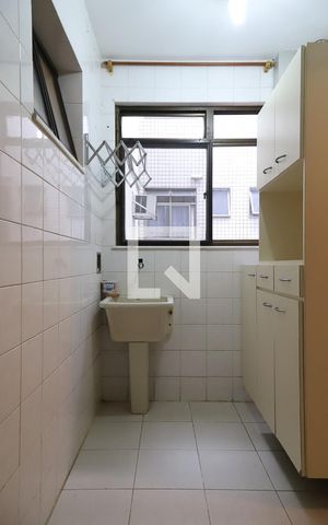 Apartamento à venda com 110m², 3 quartos e 1 vaga Apartamento à venda com 110m², 3 quartos e 1 vagaÁrea de serviço
