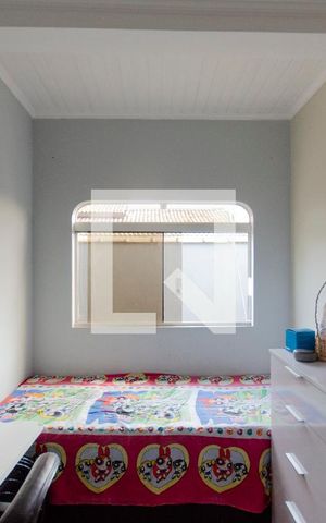 Casa à venda com 70m², 2 quartos e sem vaga Casa à venda com 70m², 2 quartos e sem vagaQuarto 1