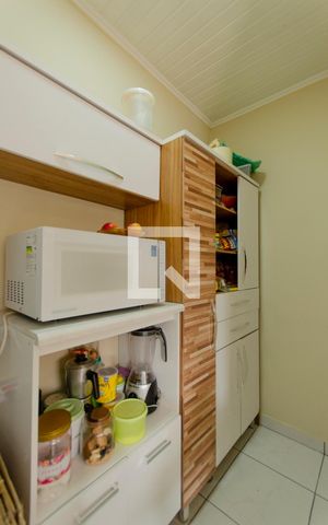 Casa à venda com 70m², 2 quartos e sem vaga Casa à venda com 70m², 2 quartos e sem vagaCozinha