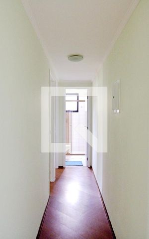 Apartamento para alugar com 57m², 2 quartos e 1 vaga Apartamento para alugar com 57m², 2 quartos e 1 vagaCorredor