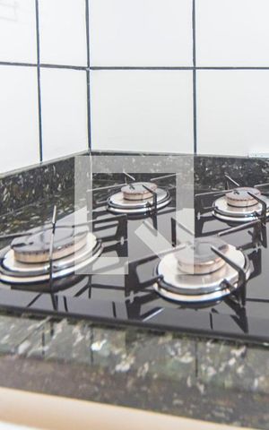 Casa de condomínio à venda com 119m², 2 quartos e 2 vagas Casa de condomínio à venda com 119m², 2 quartos e 2 vagasCooktop