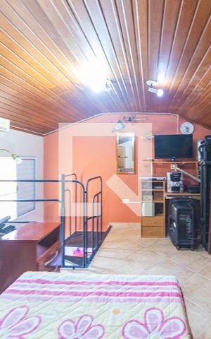 Casa de condomínio à venda com 119m², 2 quartos e 2 vagas Casa de condomínio à venda com 119m², 2 quartos e 2 vagasSótão e Quarto 3