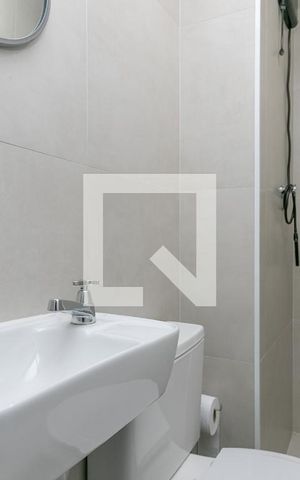 Apartamento para alugar com 158m², 3 quartos e 3 vagas Apartamento para alugar com 158m², 3 quartos e 3 vagasBanheiro de Serviço