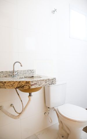 Apartamento à venda com 94m², 2 quartos e 1 vaga Apartamento à venda com 94m², 2 quartos e 1 vagaBanheiro