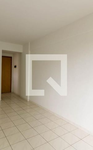 Apartamento para alugar com 74m², 3 quartos e 1 vaga Apartamento para alugar com 74m², 3 quartos e 1 vagaSala