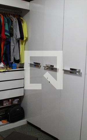 Casa à venda com 338m², 7 quartos e 2 vagasCasa 1 - quarto 1