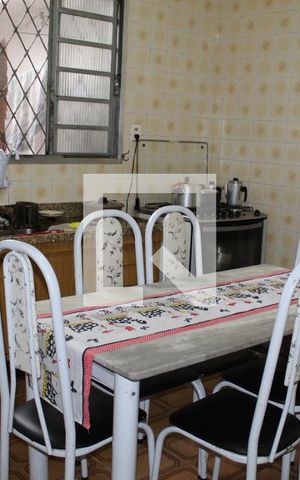 Casa à venda com 338m², 7 quartos e 2 vagasCasa 2 - cozinha 