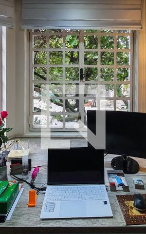 Casa à venda com 250m², 4 quartos e 2 vagas Casa à venda com 250m², 4 quartos e 2 vagasQuarto Suíte
