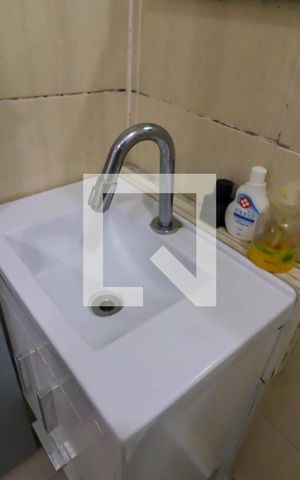 Apartamento à venda com 75m², 3 quartos e 1 vaga Apartamento à venda com 75m², 3 quartos e 1 vagaBanheiro da Suíte