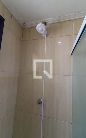 Apartamento à venda com 75m², 3 quartos e 1 vaga Apartamento à venda com 75m², 3 quartos e 1 vagaBanheiro Corredor