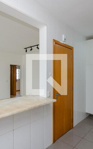 Apartamento à venda com 69m², 2 quartos e 2 vagasCozinha