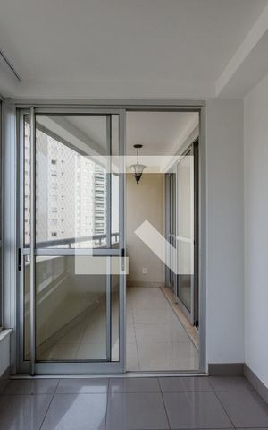 Apartamento à venda com 69m², 2 quartos e 2 vagasVaranda da Sala