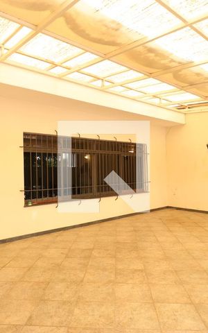 Casa à venda com 184m², 3 quartos e 3 vagasGaragem