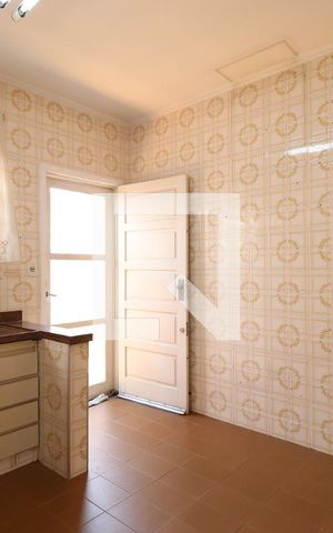 Casa à venda com 184m², 3 quartos e 3 vagasCozinha