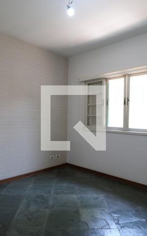 Casa à venda com 184m², 3 quartos e 3 vagasQuarto Suíte